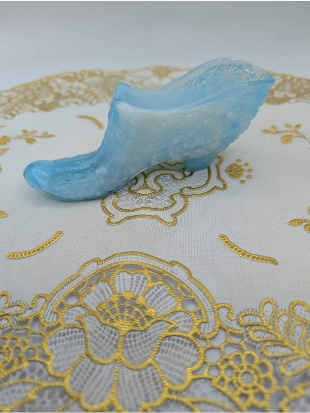 Vtg  Art Glass Slipper Alpine Blue 5.25" Cinderella Mid century Regal decor